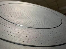 Granallado CNC de componentes cerámicos