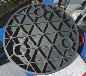 Placa de carburo de silicio de alta conductividad térmica con excepcional resistencia a la erosión y baja expansión térmica para aplicaciones industriales