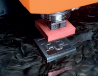 Granallado CNC de componentes cerámicos