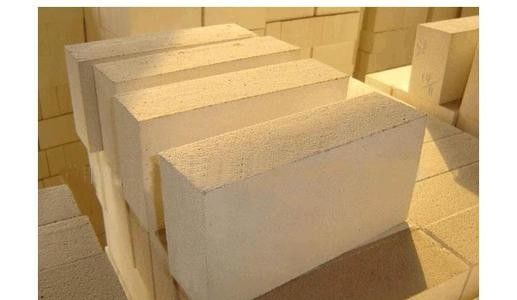 Porosidad de los ladrillos refractarios el 22% del alúmina de la densidad de HA60 HA80 2.55g/Cm3 alta