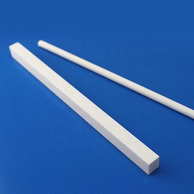 DE CERÁMICA DE CRISTAL LABRABLE DE MACOR, TRABAJADO A MÁQUINA CON LAS HERRAMIENTAS METALÚRGICAS CONVENCIONALES