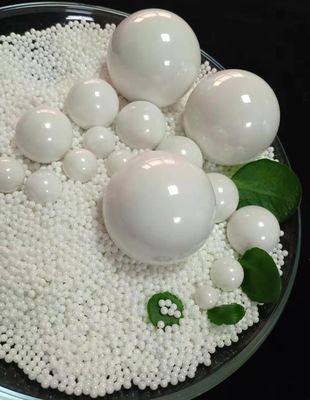 las gotas de cerámica 4.0g/cm3 abultan los tiros para la limpieza de la ráfaga y granallado Microblast medios